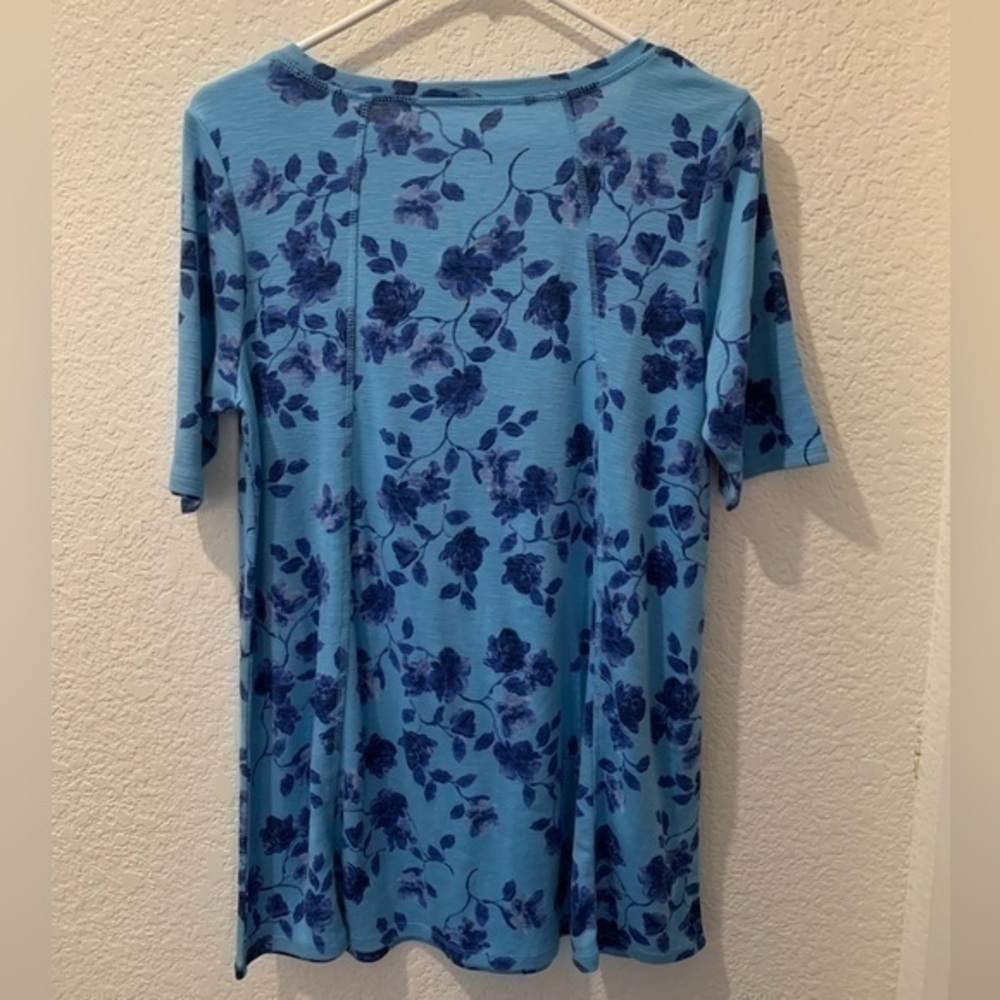 J Jill Pima Cotton floral top - Picture 7 of 10